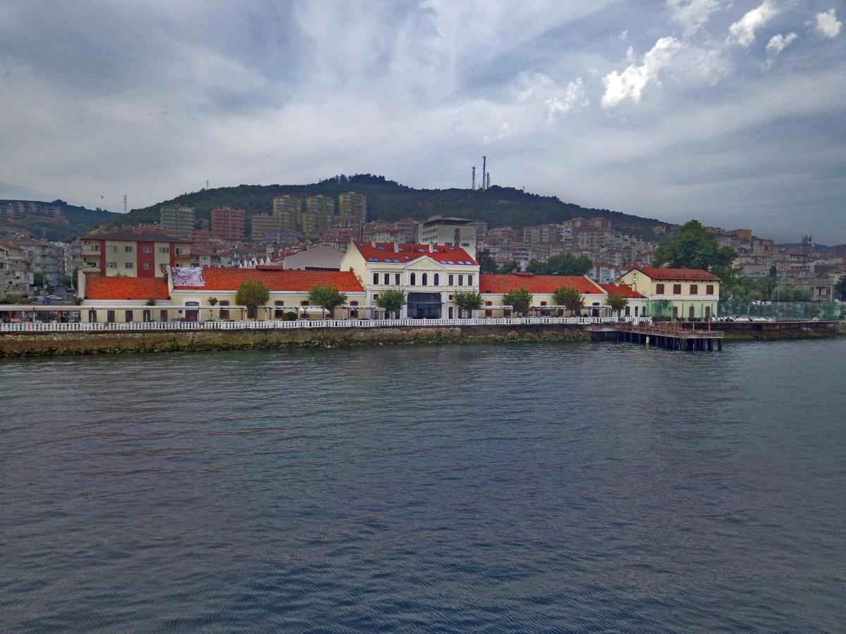 Montania Special Class Hotel Mudanya Luaran gambar